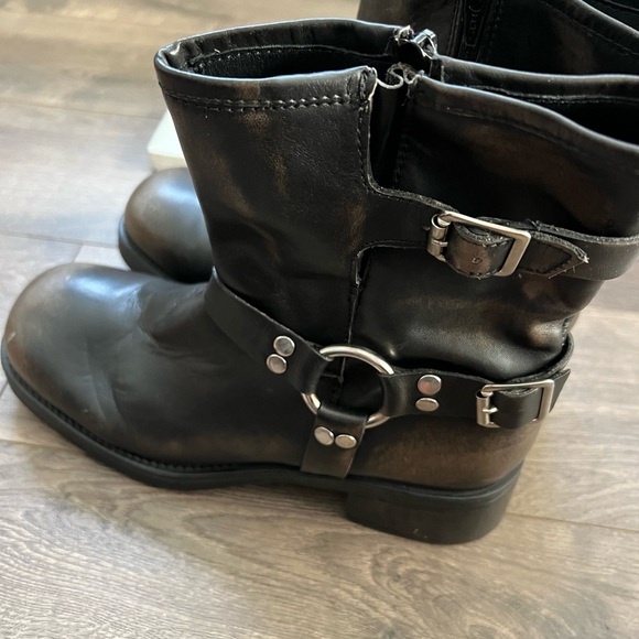 Steve Madden Distressed Brixton Moto Combat Boots NWOT - Picture 6 of 9